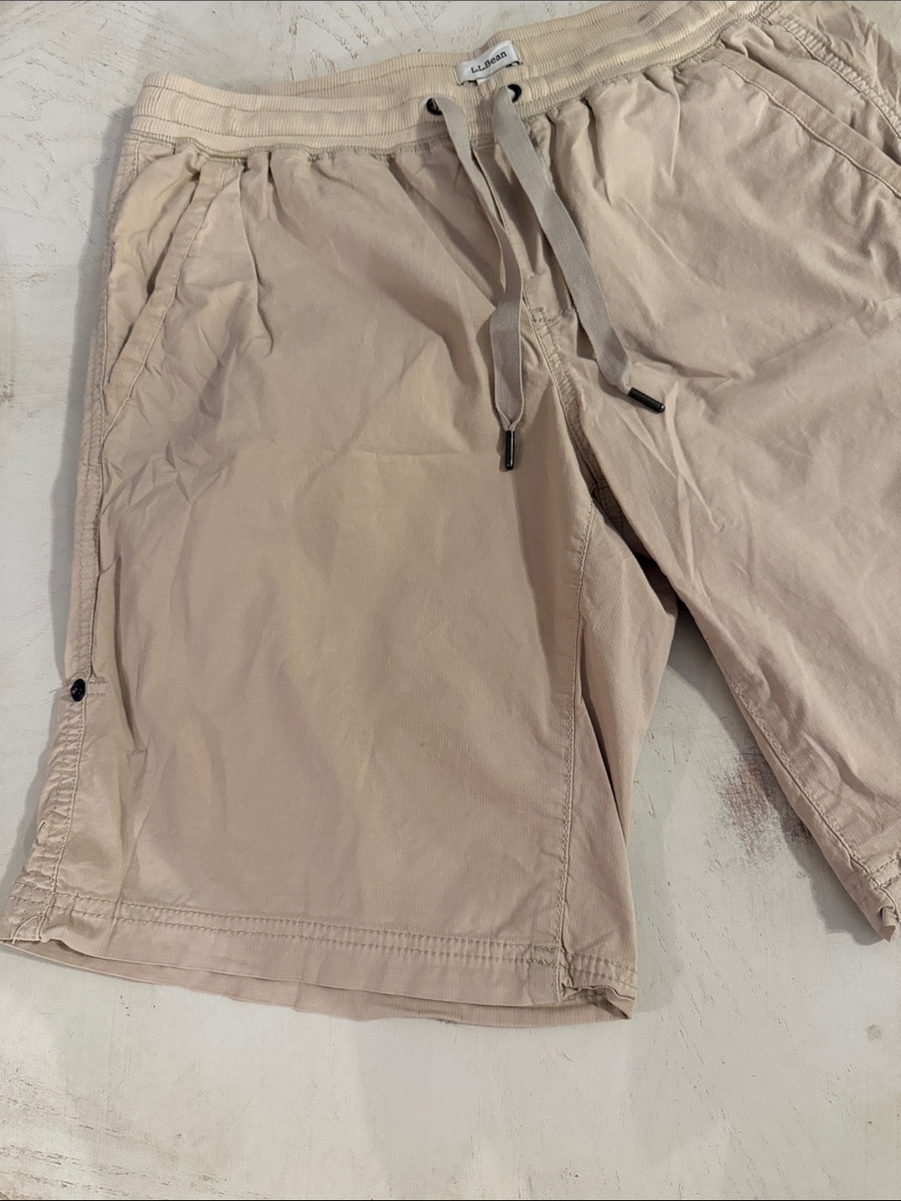 L.L. Bean women’s tan ripstop pull on utility shorts size medium - Picture 3 of 10